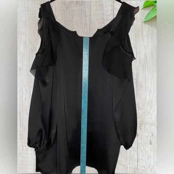 NWT Hot in Hollywood Solid Black Cold Shoulder Blouse Size 1X‎ - Picture 6 of 7